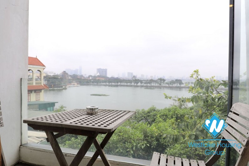 Modern apartment for rent in Truc Bach area, Tay Ho, Ha Noi